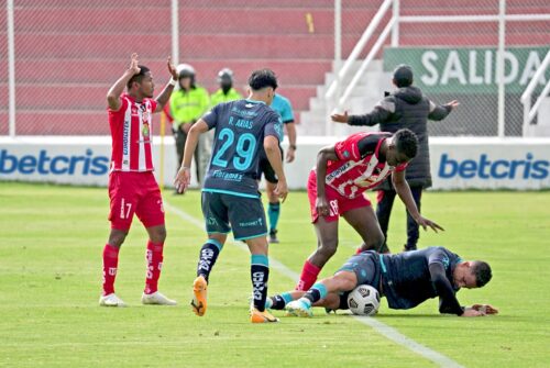 Técnico Universitario derrota a Guayaquil City