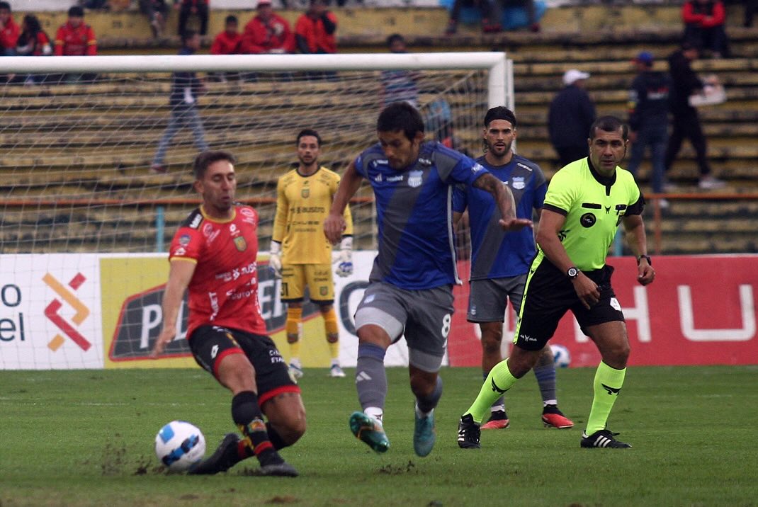 Deportivo Cuenca VS Emelec 1era. Fecha LigaPro Ecuabet 2024 Ecuador 3