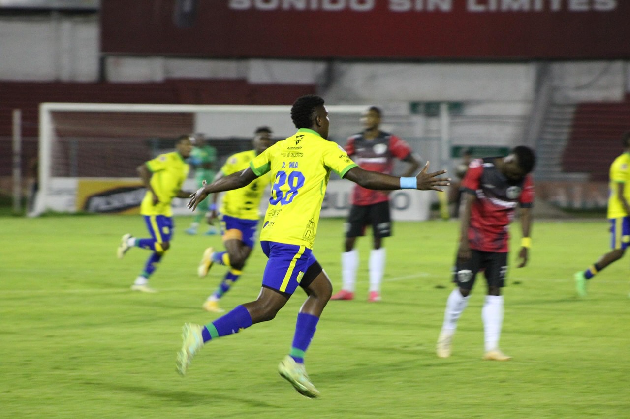 Gualaceo VS Chacaritas 1era. Fecha Serie B Ecuador 6