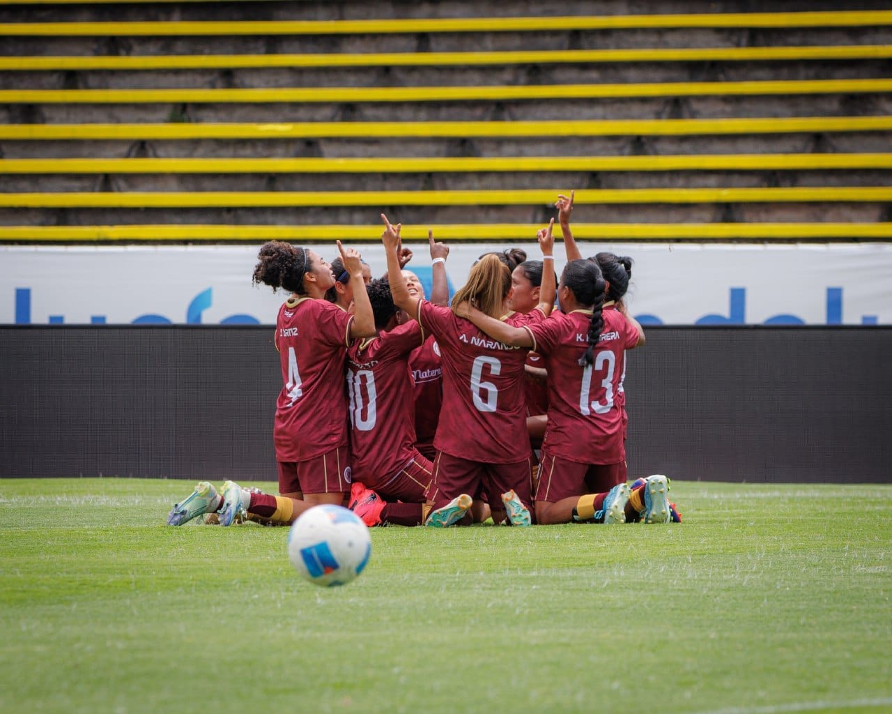 U. Catolica VS VinoTinto 1era. Fecha Super Liga Femenina 2025 Ecuador 6