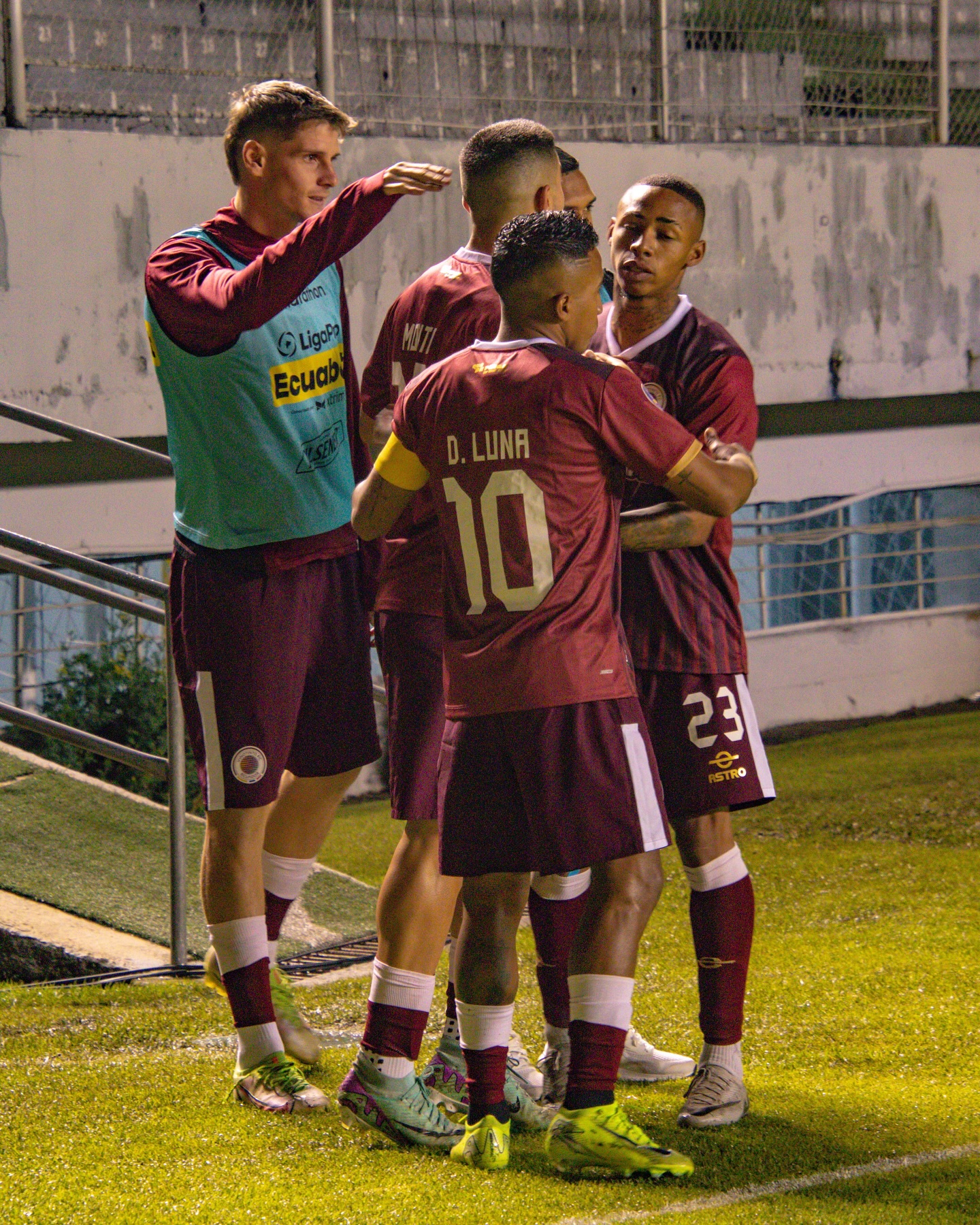 VinoTinto VS Delfín 8va. Fecha Liga Pro 2025 Ecuador 6
