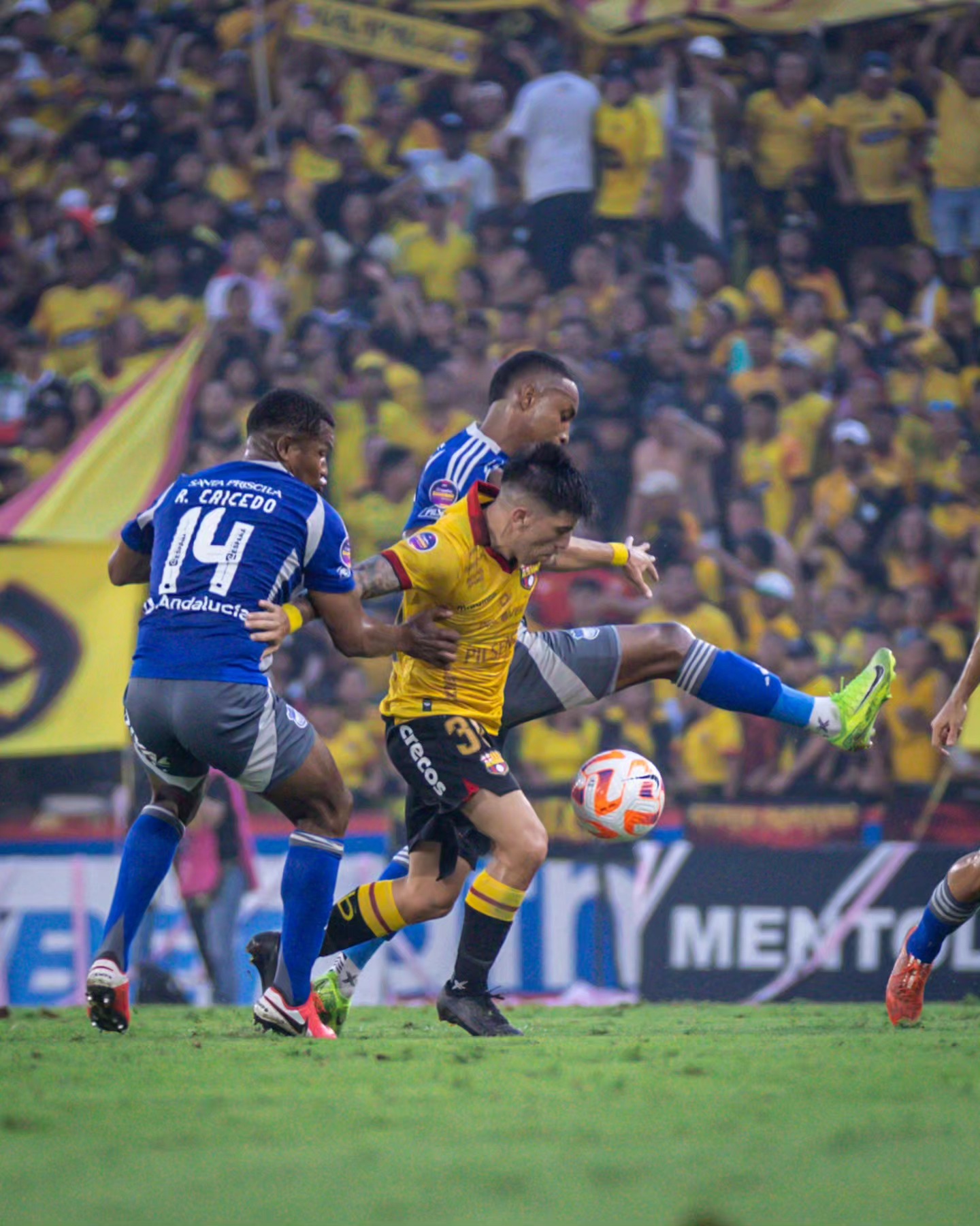 Barcelona VS Emelec 13ava. Fecha Liga Pro 2025 Ecuador 3