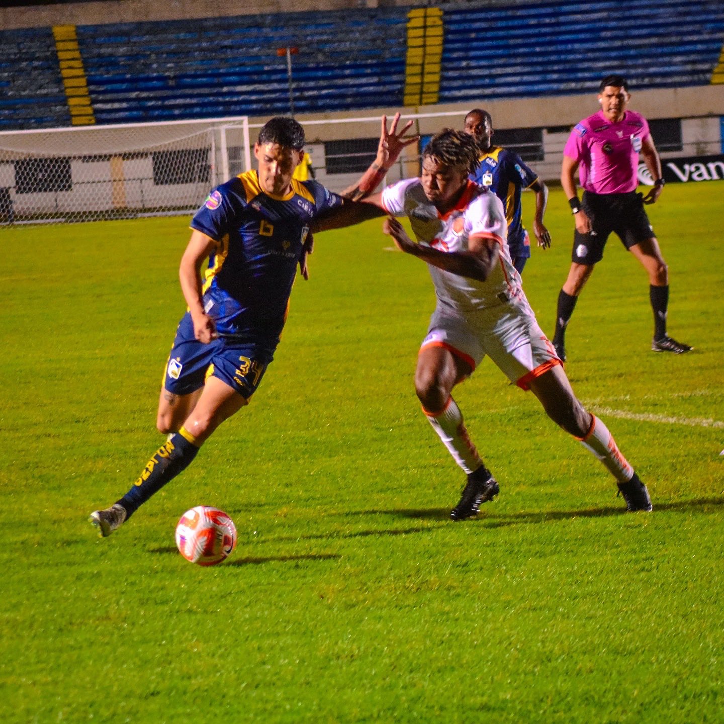 Libertad VS Delfín 12ava. Fecha Liga Pro 2025 Ecuador 4