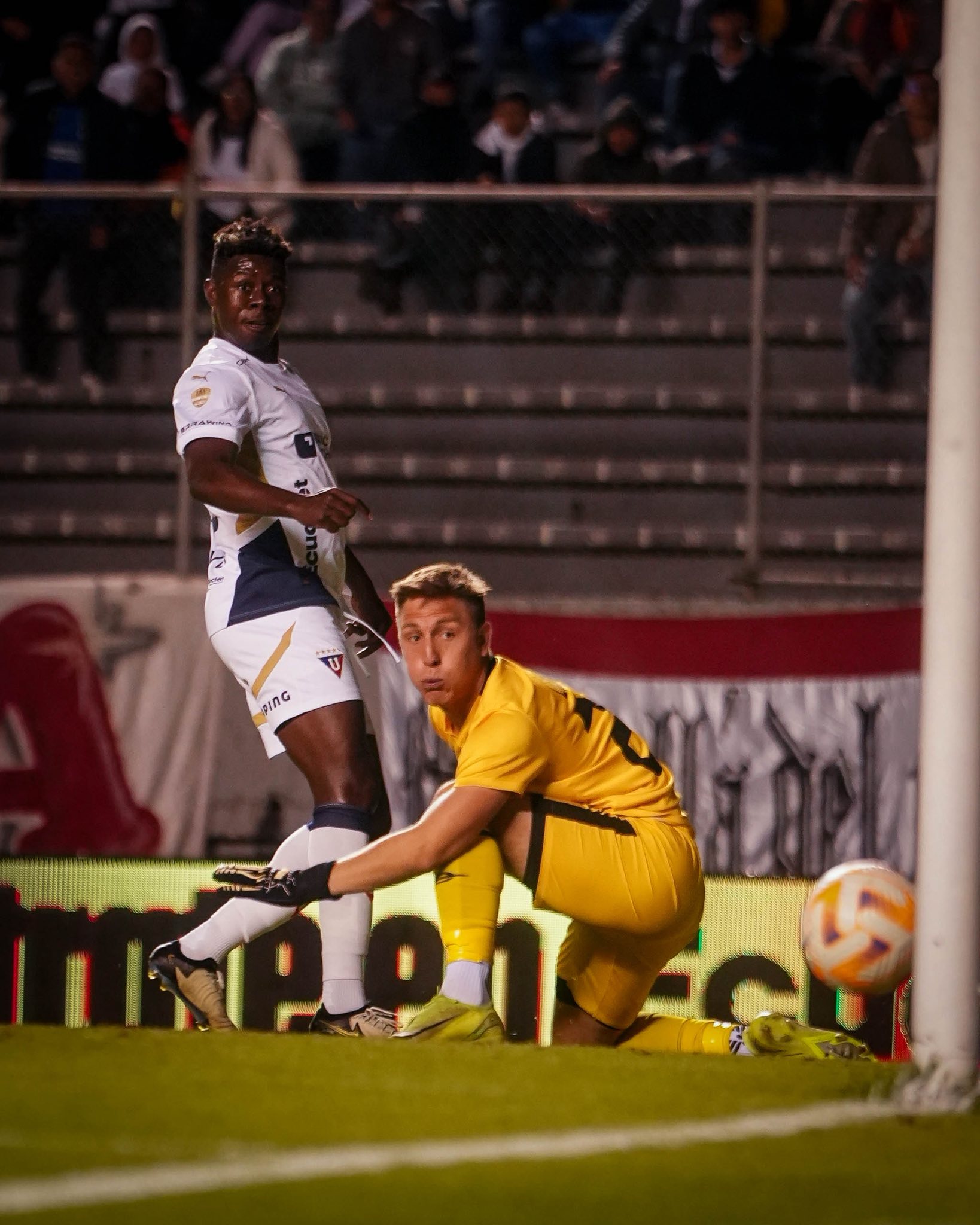 Vino Tinto VS Liga de Quito 16ava. Fecha Liga PRO 2025 Ecuador 4