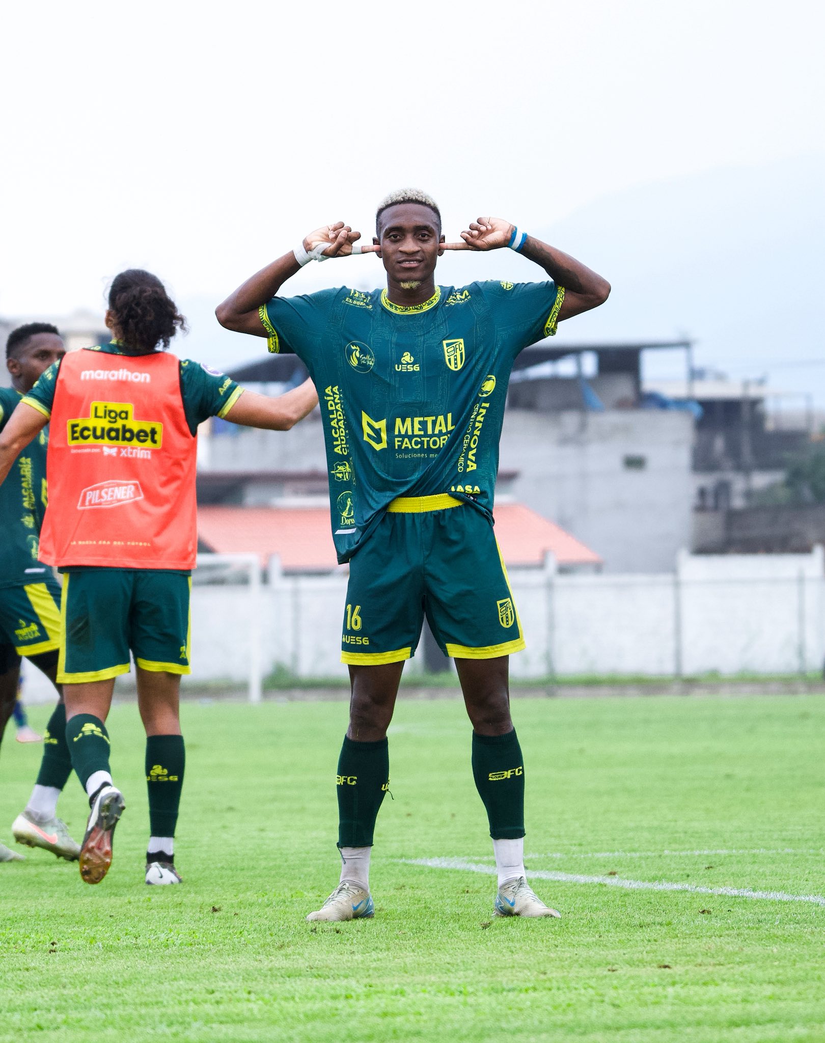 9 de Octubre VS Gualaceo 1era. Fecha Exagonal 2025 Serie B 5