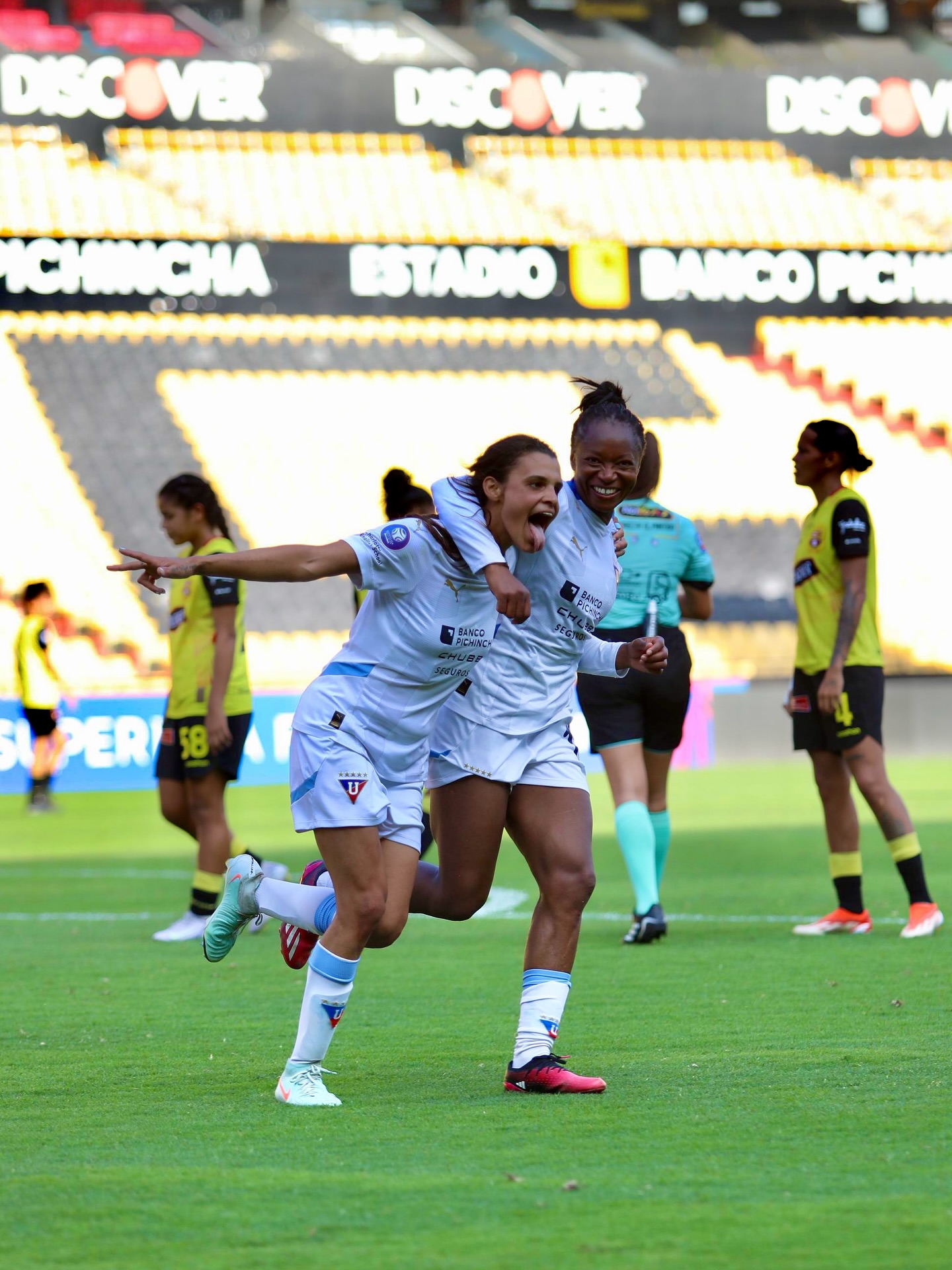 Barcelona VS Liga de Quito semifinales Super Liga Femenina 17