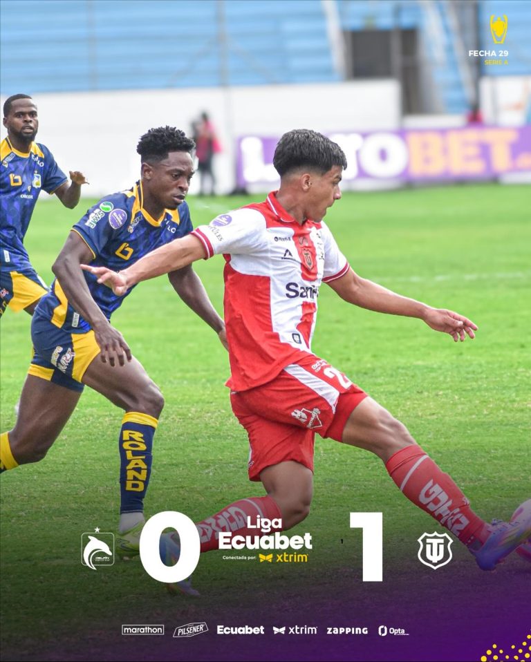 Delfín VS T. Universitario