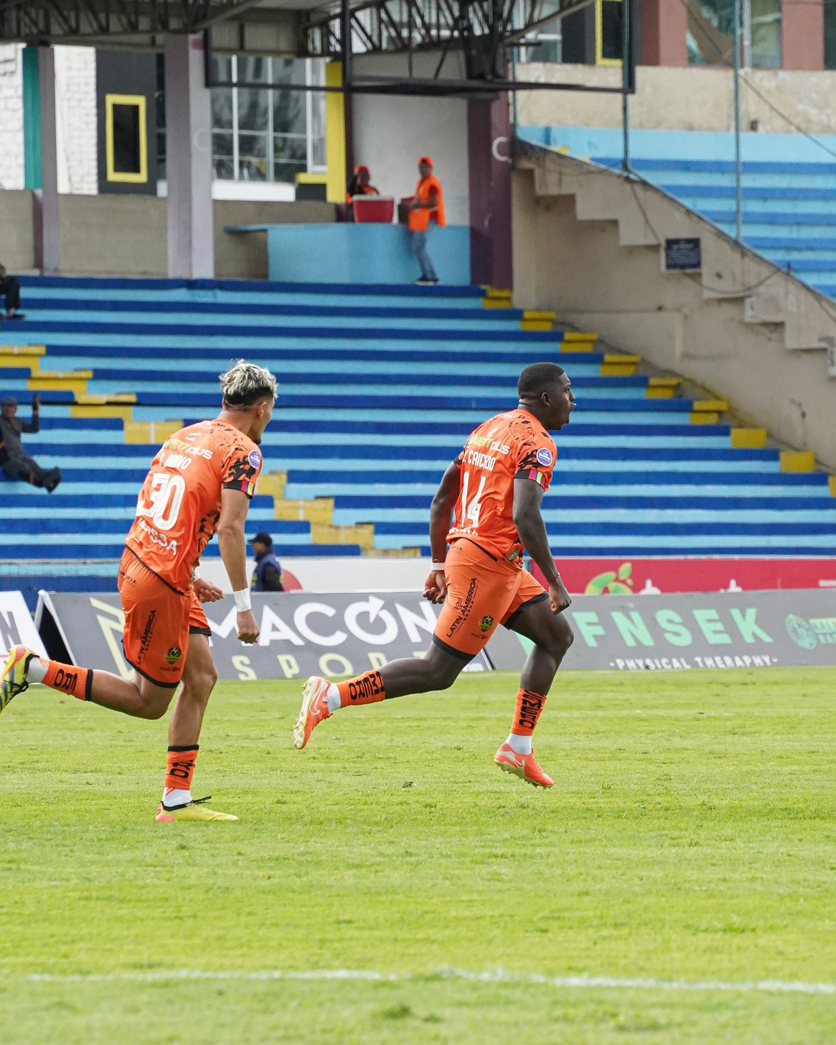 Libertad VS Vino Tinto 30ava. Fecha Liga PRO 2025 Ecuador 12