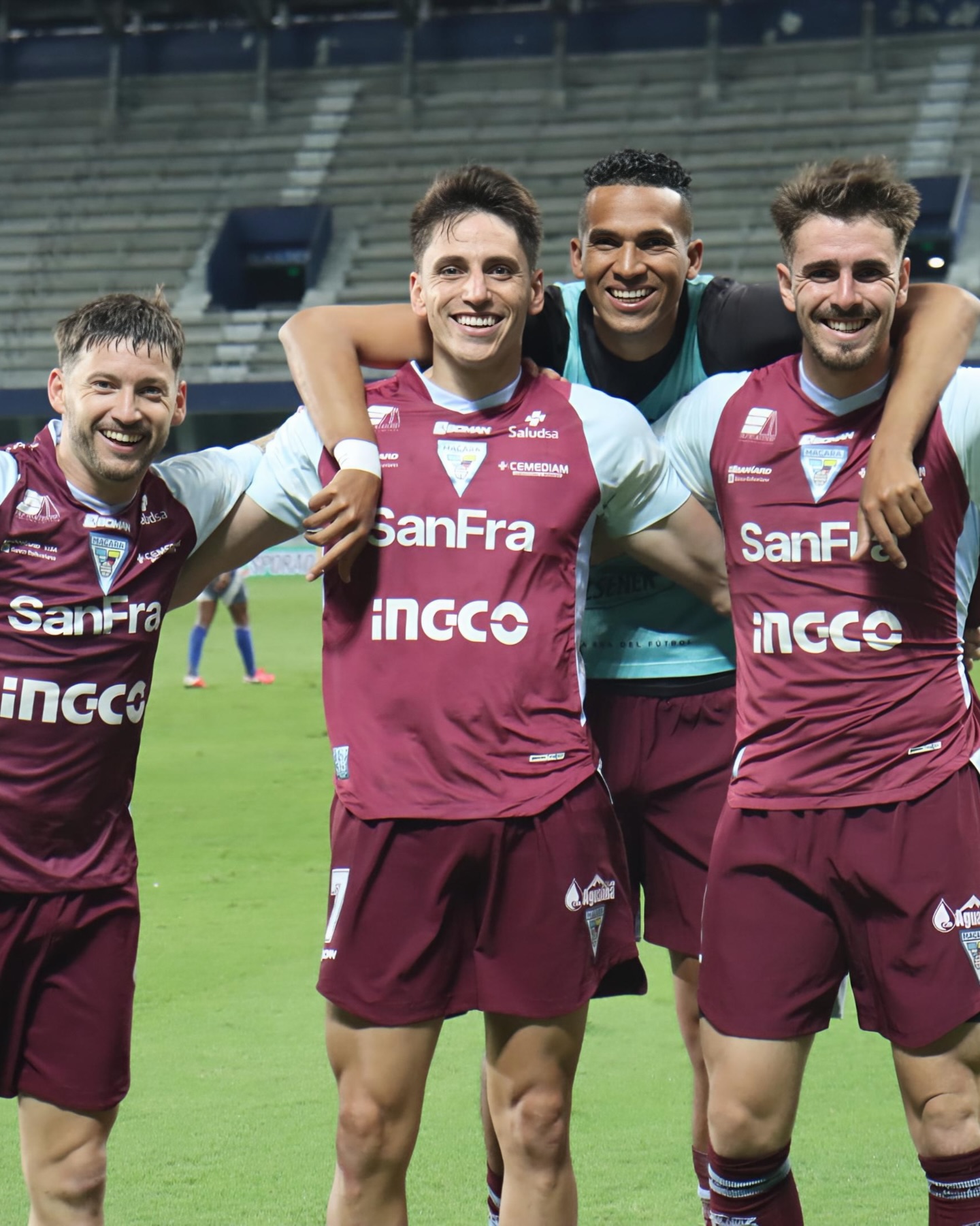 Emelec VS Macara Exagonal 2 Liga Pro 4