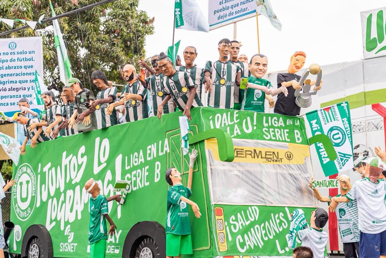 Caravana del Campeòn Portoviejo 14