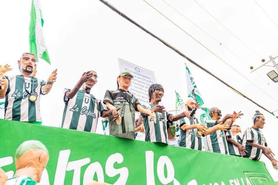 Caravana del Campeòn Portoviejo 2