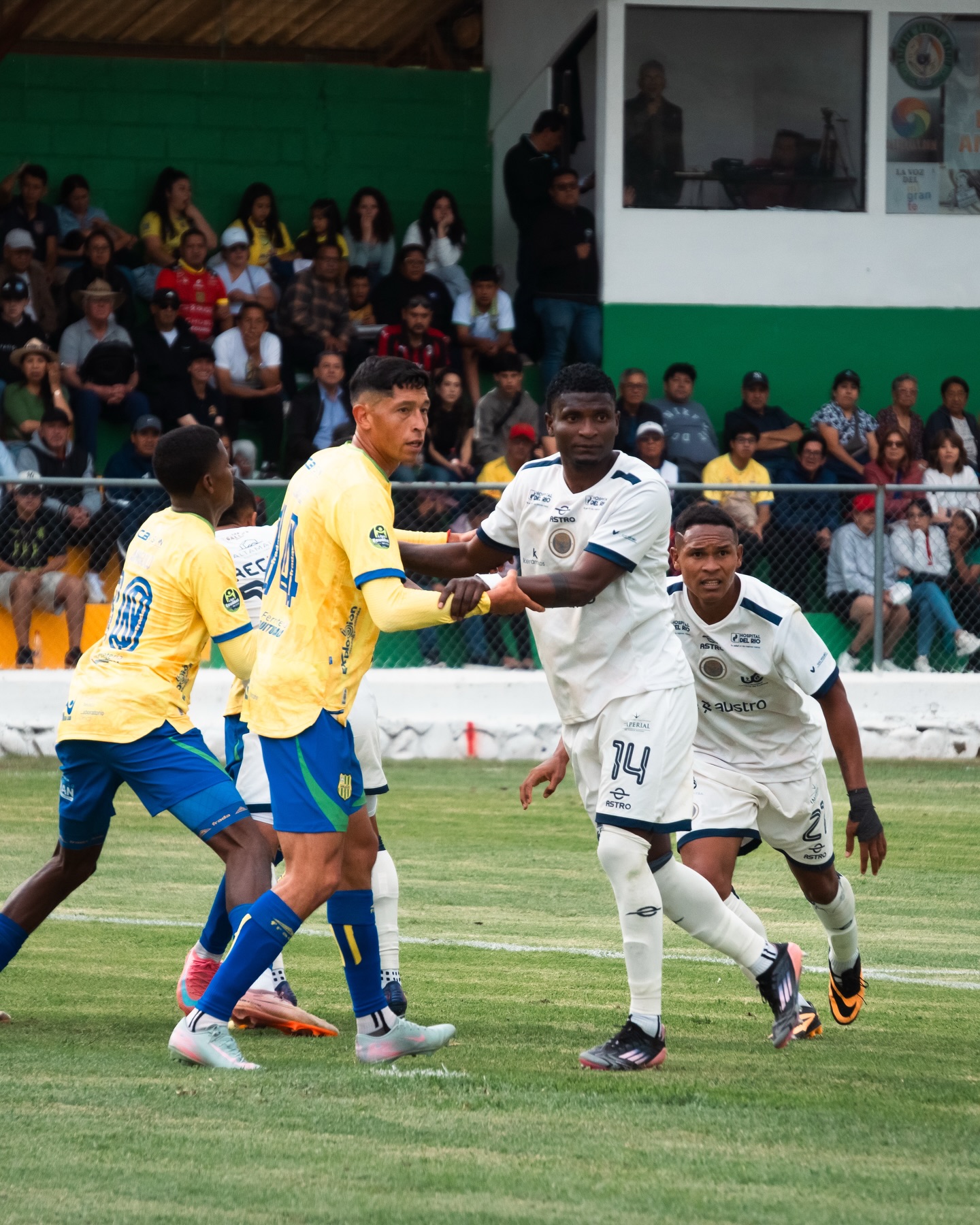 Gualaceo VS Cuenca Junior 1era. Fecha Serie B Ecuador 2026 Ecuador 4