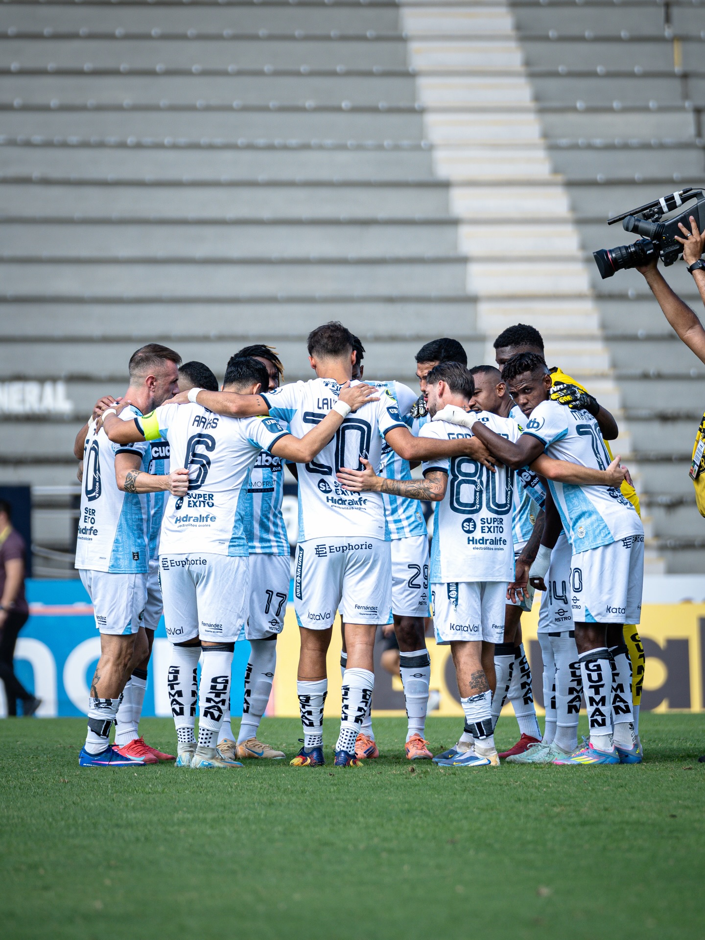 Guayaquil City VS T. Universitario 11va. Fecha Liga Pro Ecuador 1