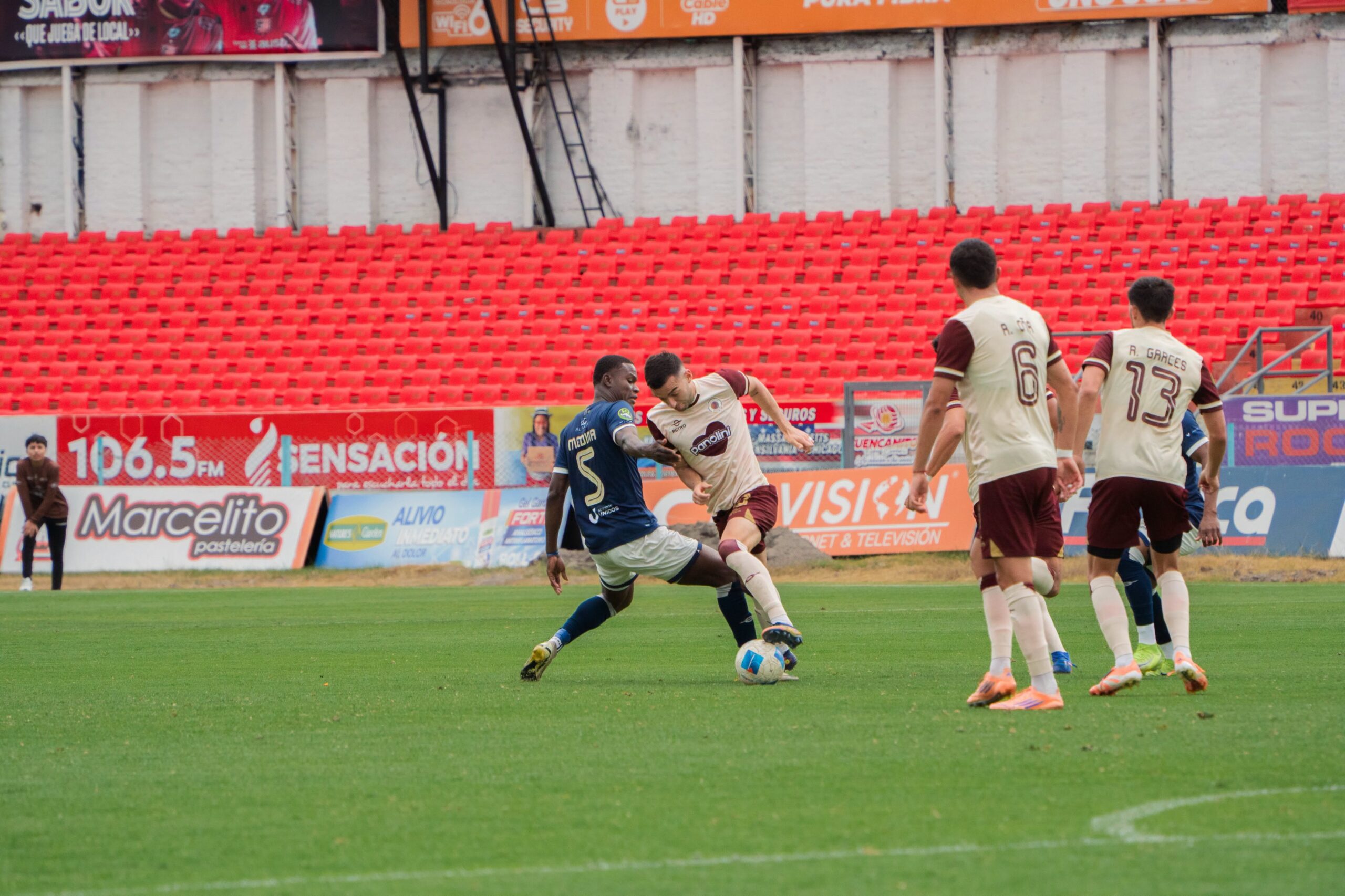 Cuenca Junior VS VinoTinto Serie B ecuador 2